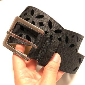 Michael Kors Women's Die cut black velvet Belt